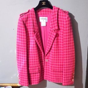 Chanel pink jacket size 38